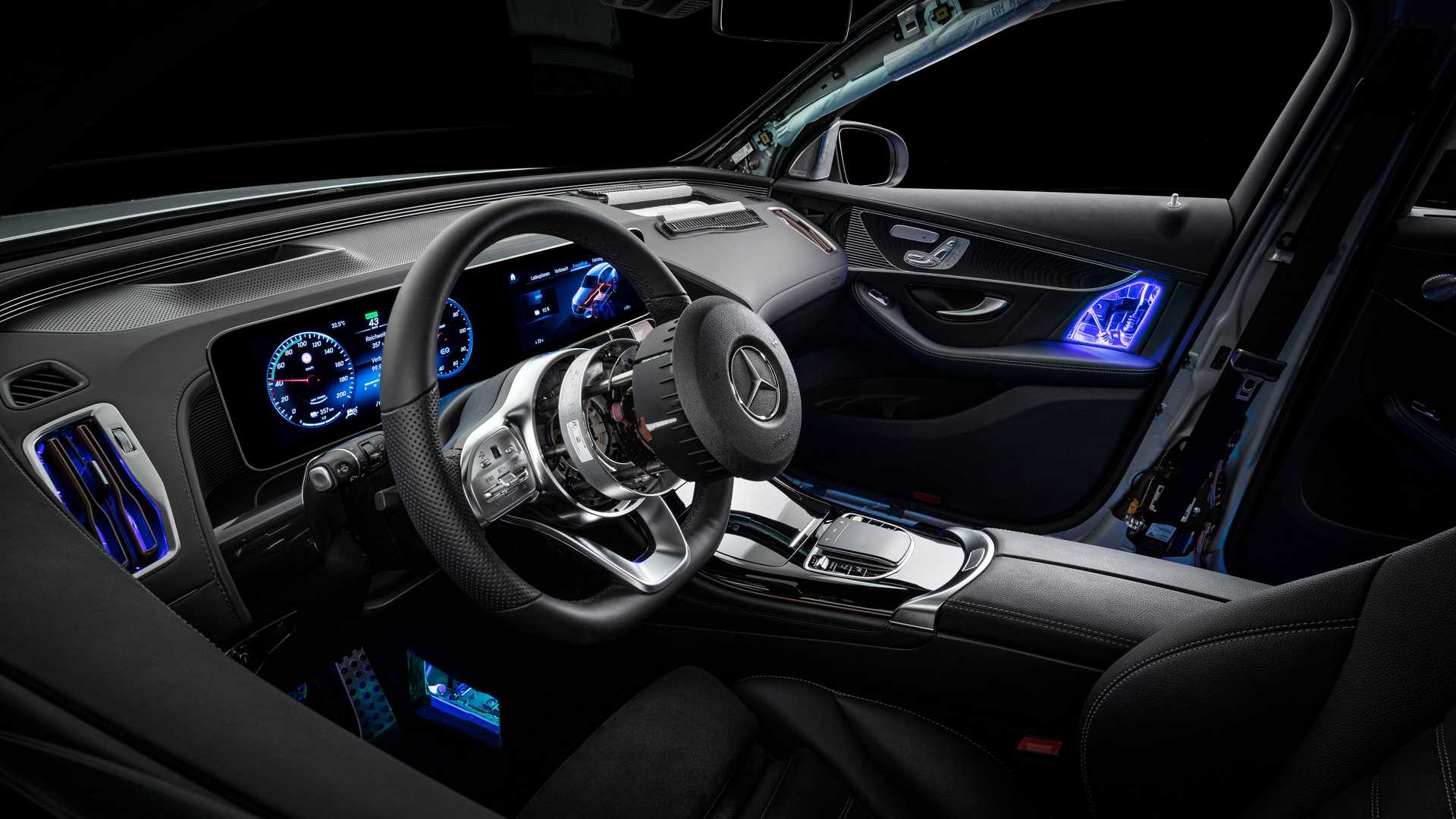 Interior Dashboard View of the Mercedes Benz EQC 400 Electric SUV Car  Editorial Stock Photo - Image of model, motor: 158965163