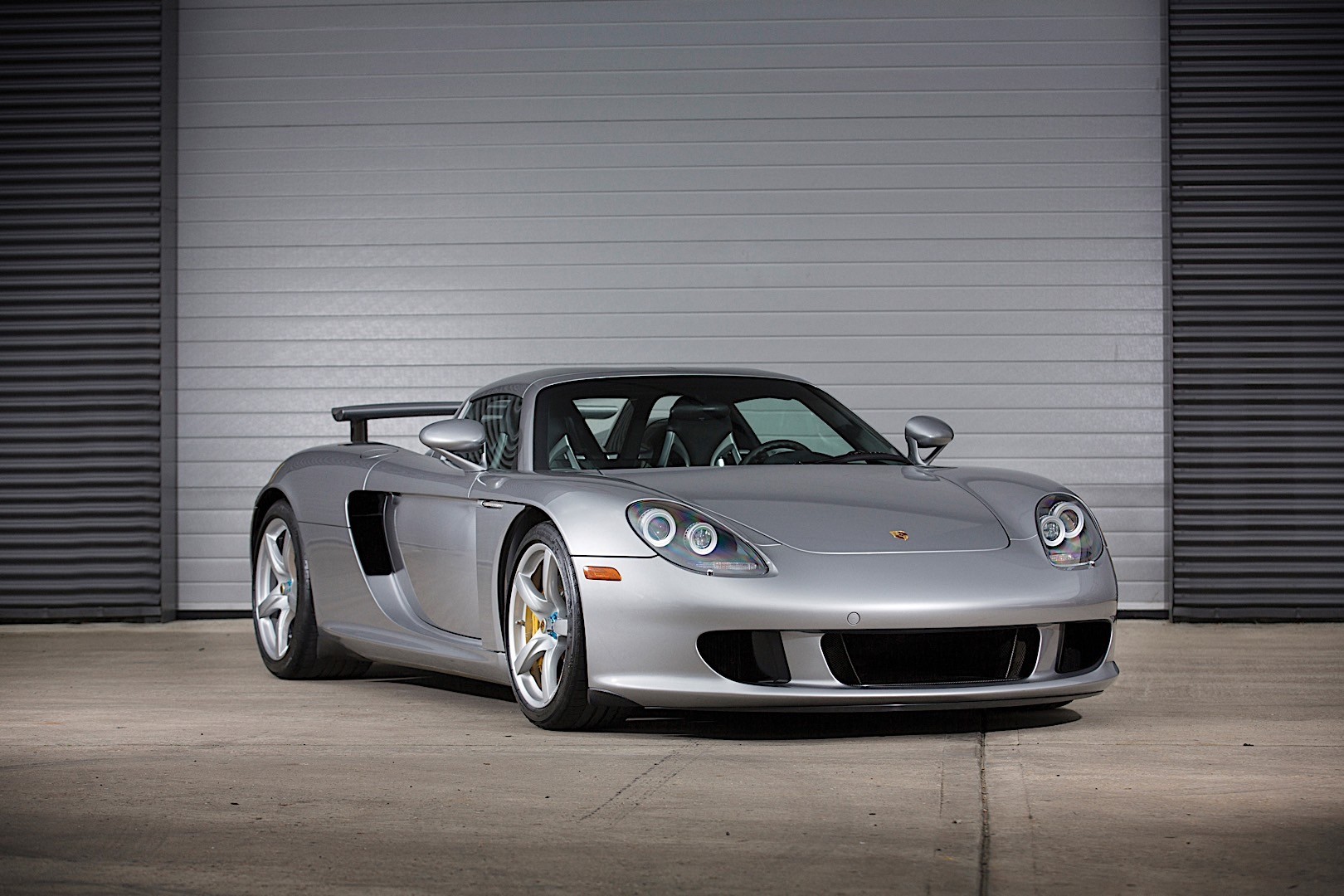 Watch the 2022 Porsche Carrera GT Take Shape Before Your