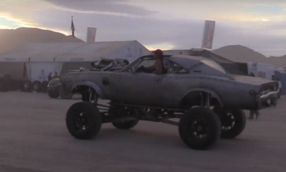 Welder Up S Overcharged 1968 Dodge Charger A Diesel Rat Rod That Bullies Jeeps Autoevolution