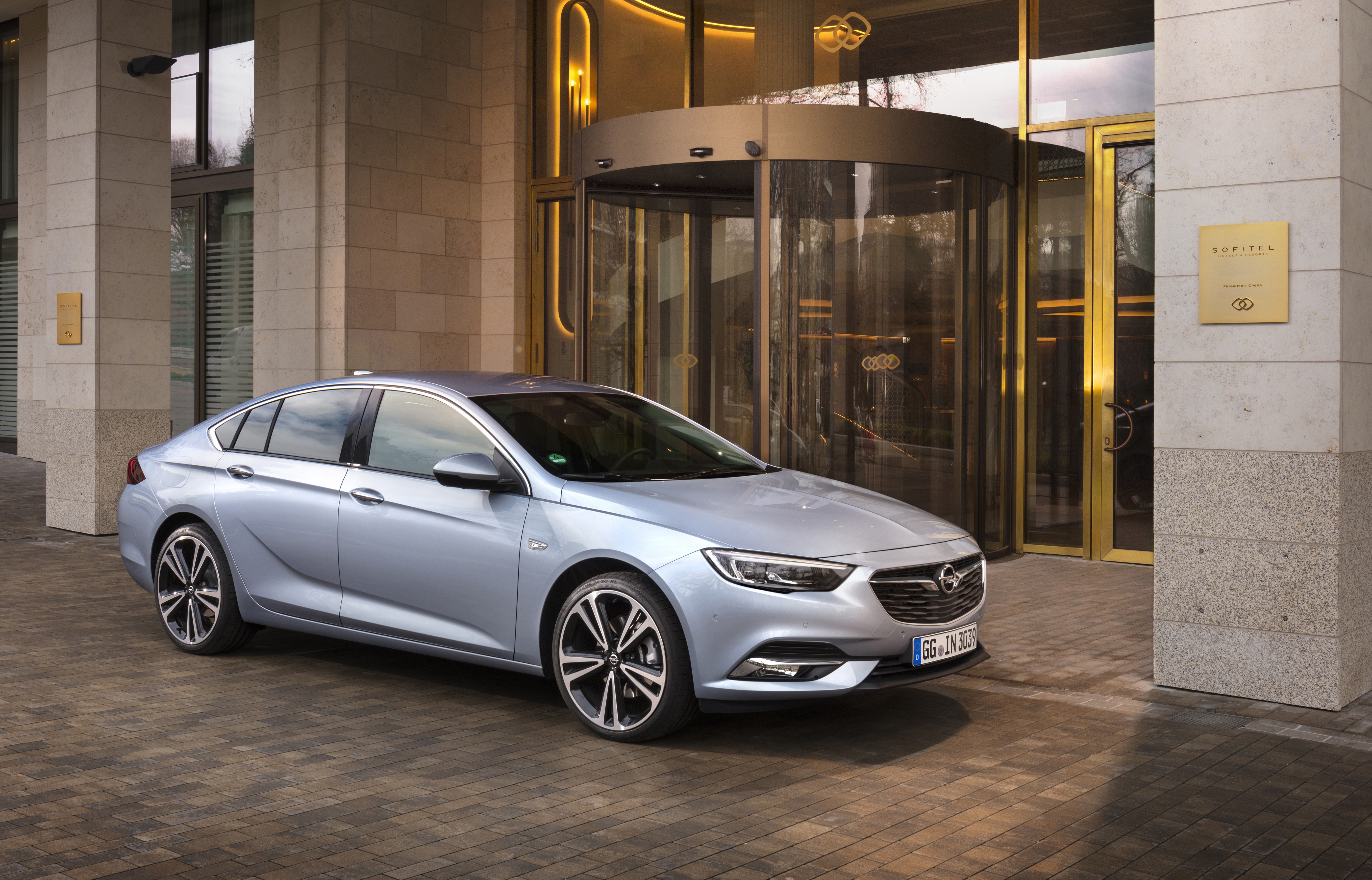 What Dieselgate? 2018 Opel Insignia Adds New 2.0 BiTurbo Diesel Engine -  autoevolution
