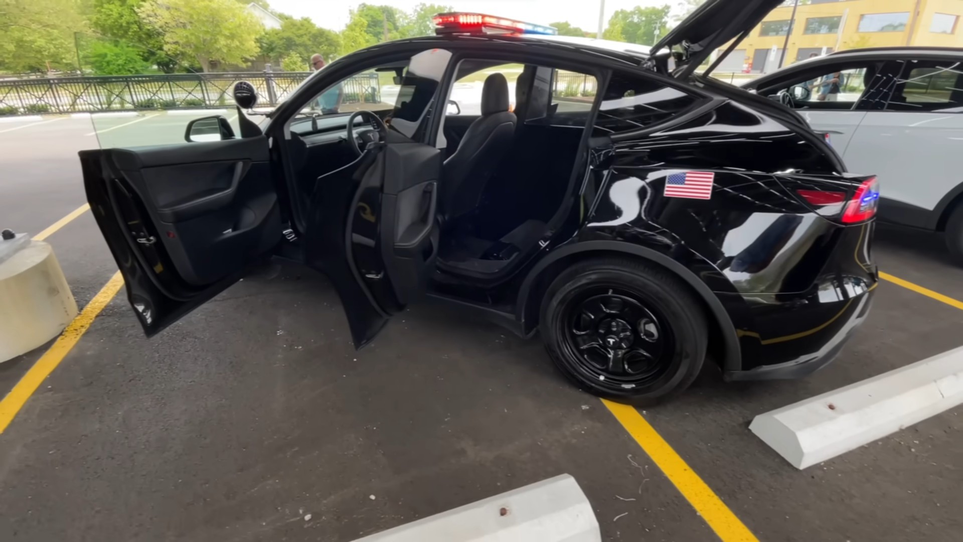 The Tesla Model Y Is a Badass Police Cruiser, Will Save Somerset PD $84,000  Over 10 Years - autoevolution
