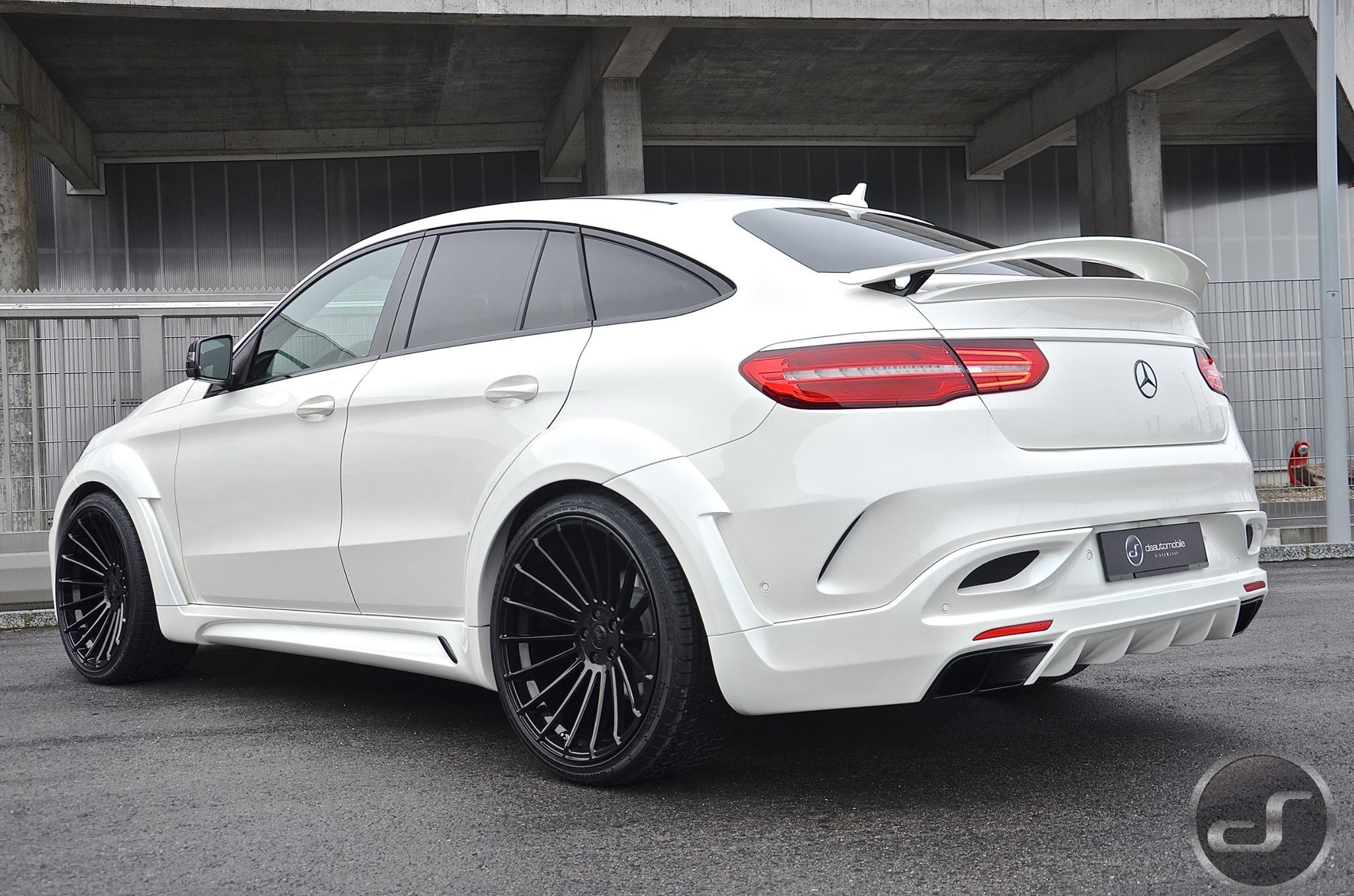 White Mercedes Gle Coupe With Hamann Body Kit Has A Wing Autoevolution