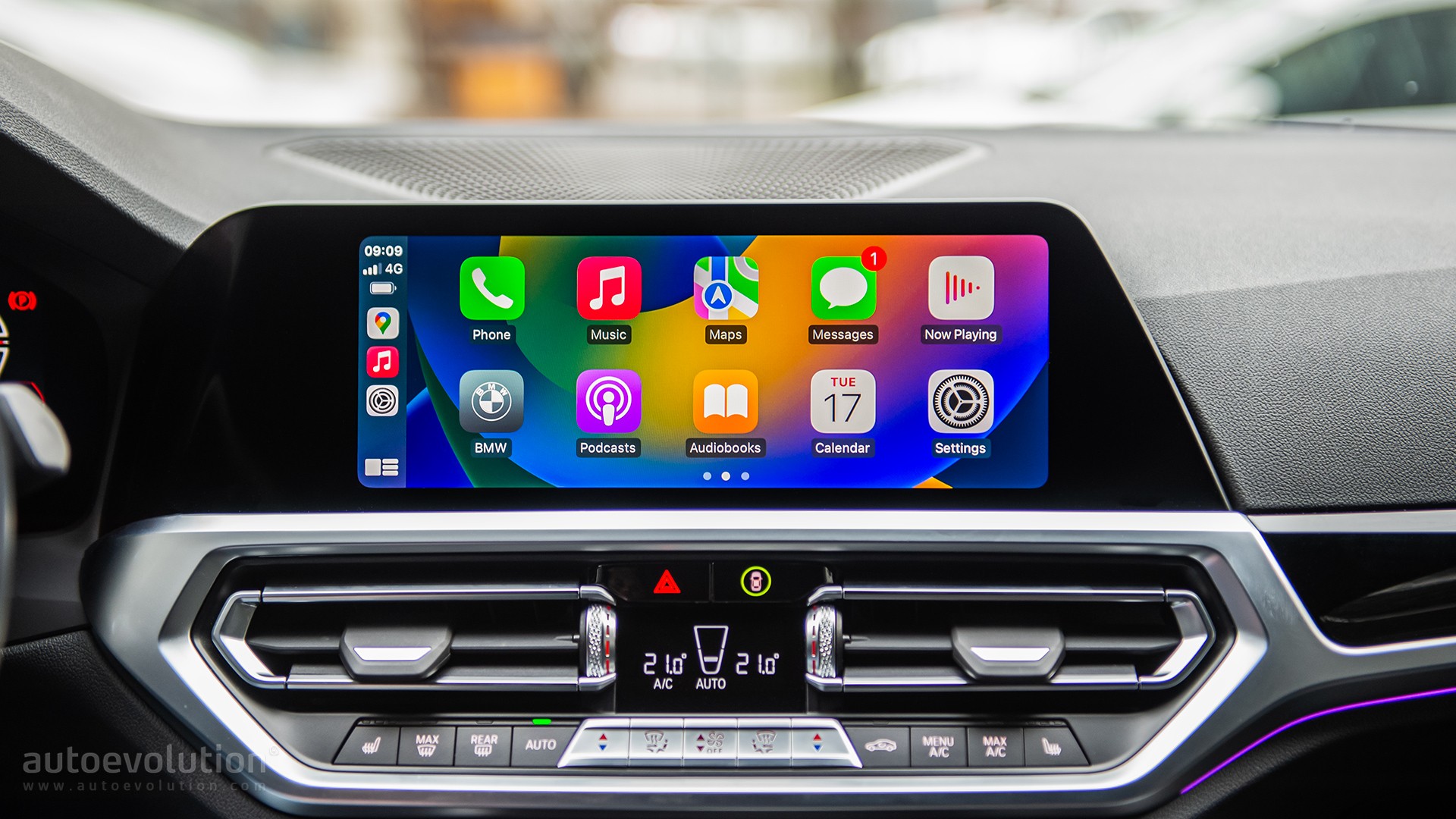 The World's First Wireless Android Auto Adapter Is Now a Lot