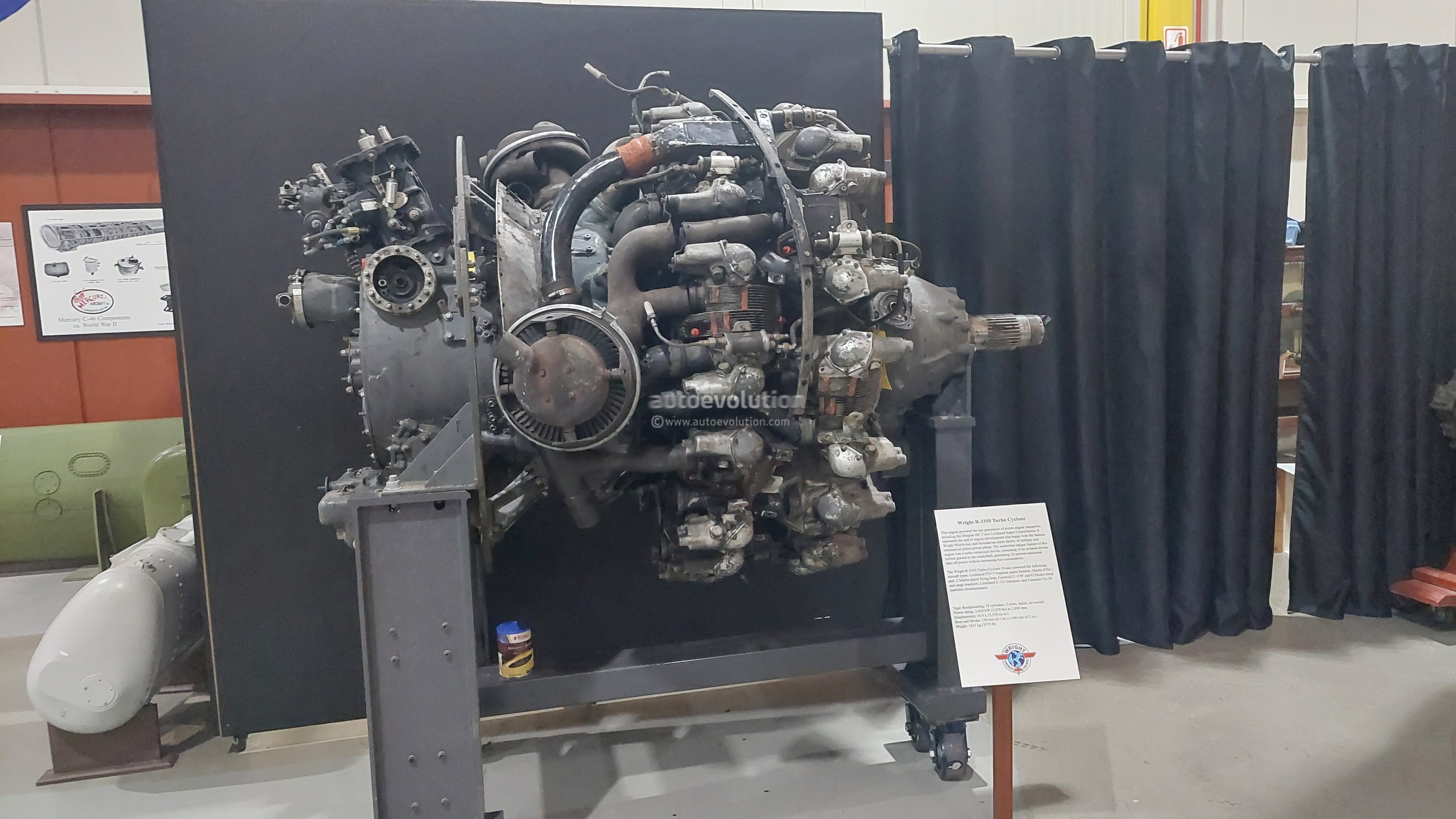 Wright R-3350 Duplex-Cyclone engine, A big engine for a DC-…