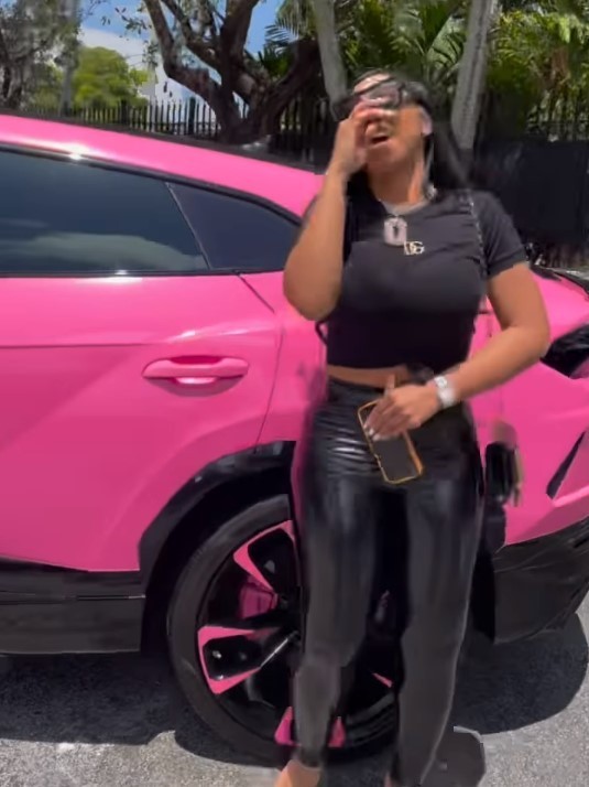 Yo Gotti Welcomes Lehla Samia to the CMG Team, Surprises Her With Pink ...