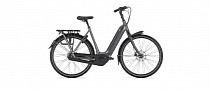 Gazelle's Arroyo E-Bikes Are Back to Show Americans What Dutch-Style Riding Is All About