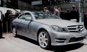 Geneva 2011: Mercedes C-Klasse Coupe <span>· Live Photos</span>