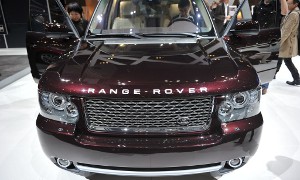 Geneva 2011: Range Rover Autobiography Ultimate Edition <span>· Live Photos</span>