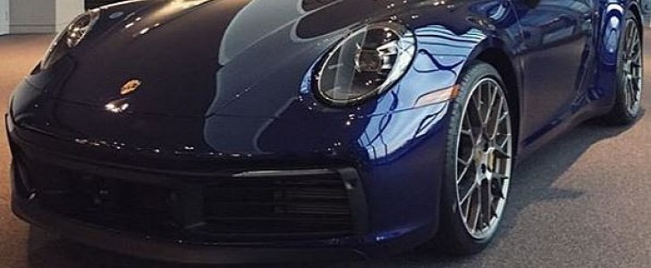 Gentian Blue 2020 Porsche 911