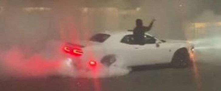 Looters drive off in Dodge Challenger Hellcat in San Leandro, California