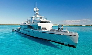 German Millionaire’s Military-Style Superyacht Dwarfs Others in Qatar