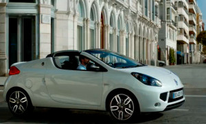 Get Noticed in 12 Seconds With the New Renault Wind