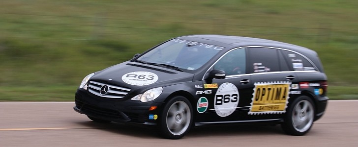 Optima Mercedes-Benz R63 AMG record minivan