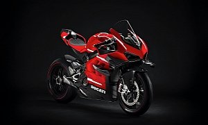 Get Up Close and Personal with the Uber-Fast Ducati Superleggera V4