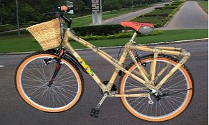 Ghanaian Entrepreneur Builds Bamboo Bicycles