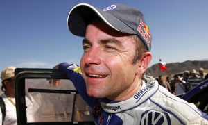 Giniel de Villiers New Dakar Leader after Sainz Crash