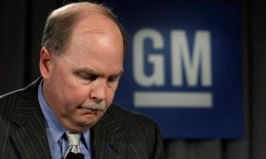 GM CEO Base Salary Falls to $950,000