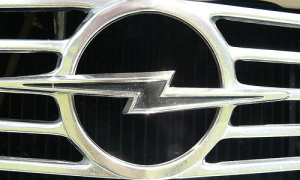 GM CEO Confirms: Opel Still Available