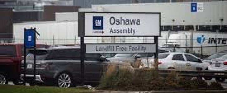 UAW goes on strike, GM offers more