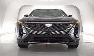GM's 2023 Cadillac Lyriq Is a Fresh New Entrant Into Luxury EVs With Styling To Die For