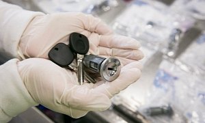 GM Starts Shipping Revised Ignition Switches To Dealers