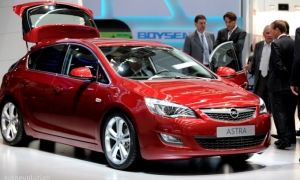 GM to Build 2010 Opel Astra Faster