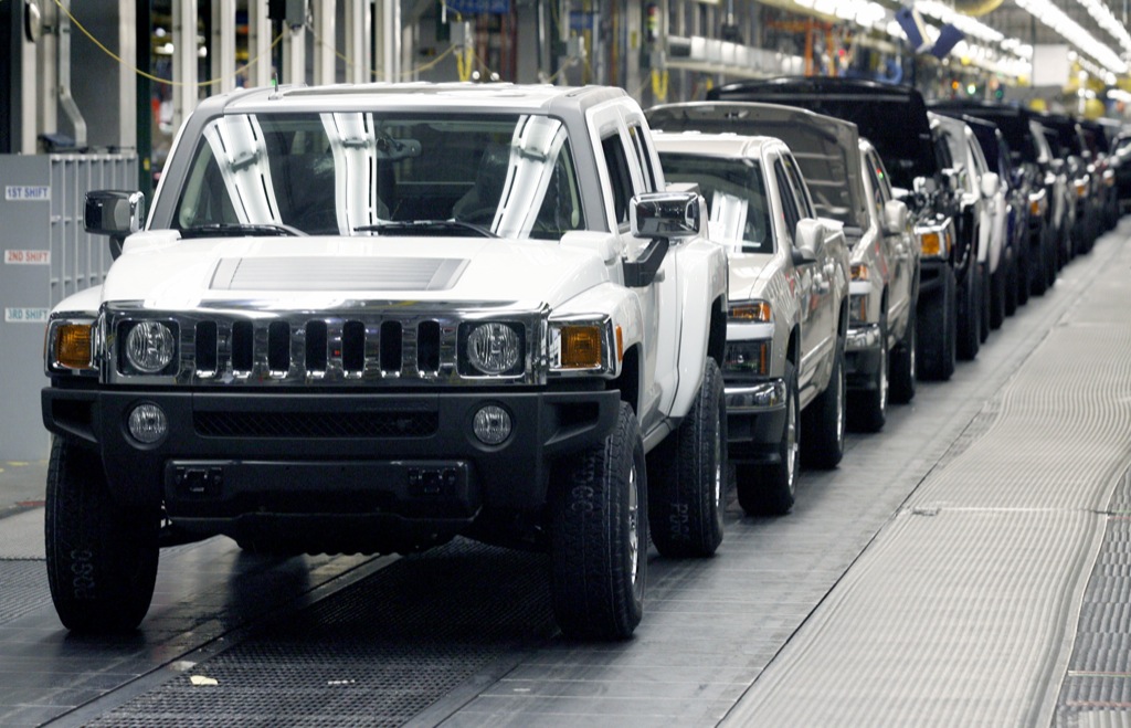 GM aims to reduce production in several plants across the US
