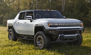 GMC Hummer EV Has a Strange Problem With the Driver-Side Door Switches