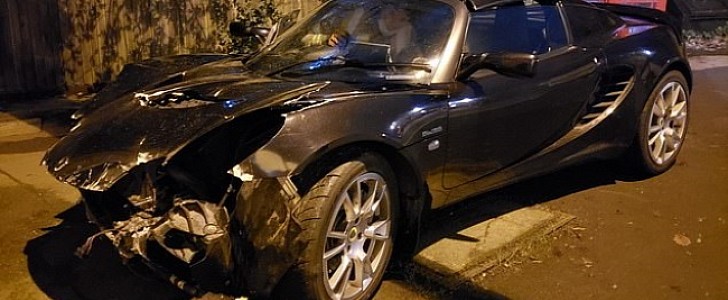 Someone crashed a Lotus Elise outside Harry Styles' home in London, UK