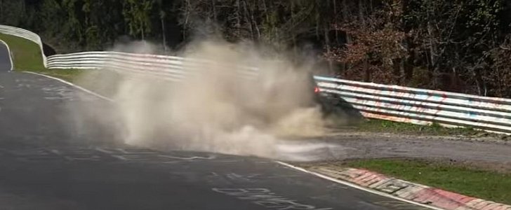 VW Golf GTI Nurburgring crash