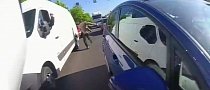Good Guy Rider Chases Thief in Busy Traffic, Recovers Stolen Purse