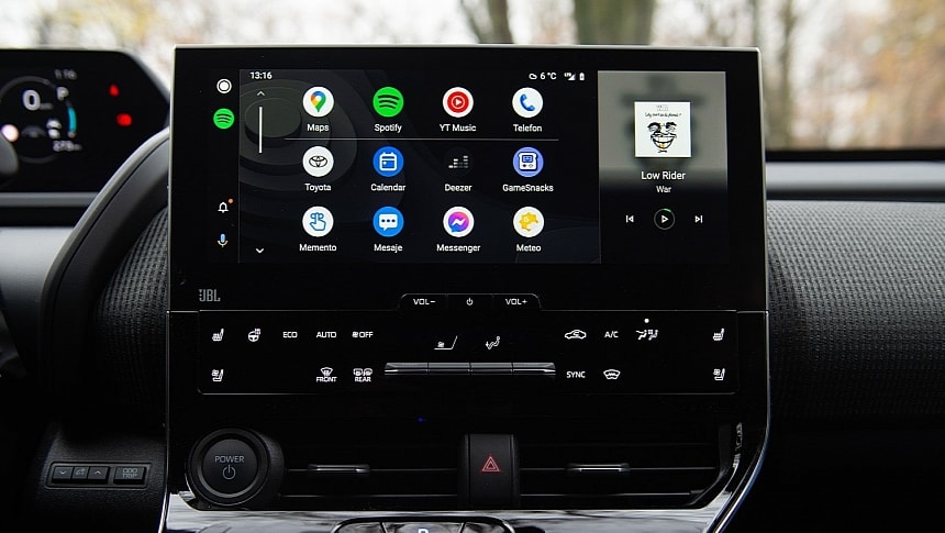 Android Auto will offer one-tap access to the radio