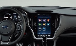 Google Claims It’s Not Its Fault Android Auto Looks Awful on Portrait Displays