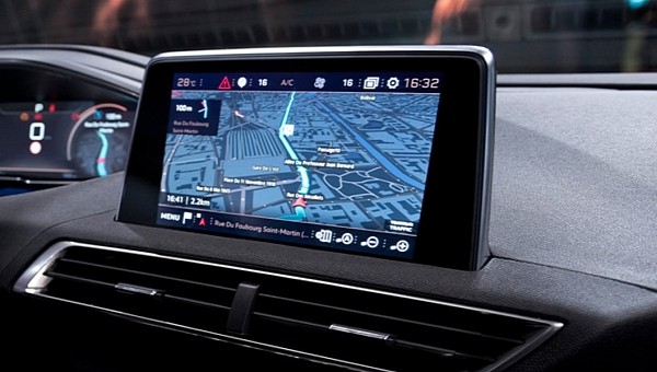 Navigation apps will soon collect most data from vehicle sensors