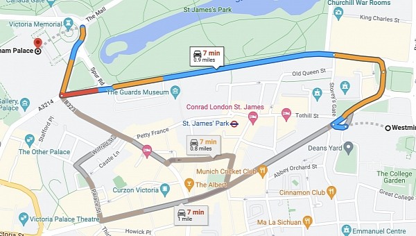 Rutas alternativas de Google Maps a un destino definido por el usuario