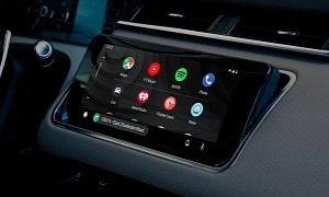 Google Says Critical Android Auto Update Is Out, Users Claim Not Really