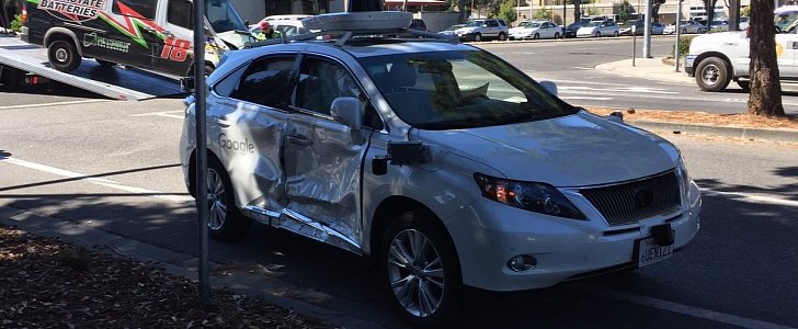 Lexus RX used by Google as self-driving car, right after accident