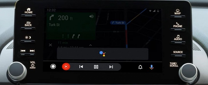 Google Assistant lagging on Android Auto