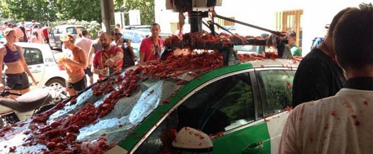 Google Street View car gets pummeled with tomatoes