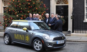 Gordon Brown Welcomes the MINI E...