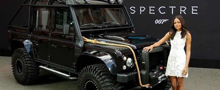 Naomie Harris and the Land Rover Defender SVX Concept at the "Spectre" premiere