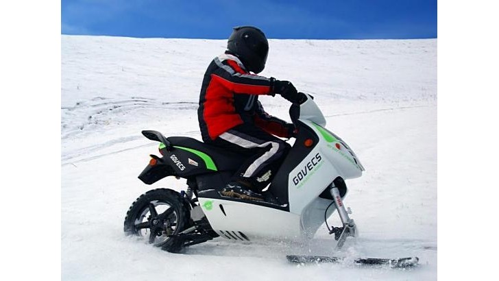 Electric snow Scooter
