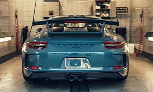 Graphite Blue Metallic 2018 Porsche 911 GT3 Is a Chameleon