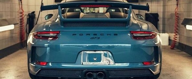 Graphite Blue Metallic 2018 Porsche 911 GT3