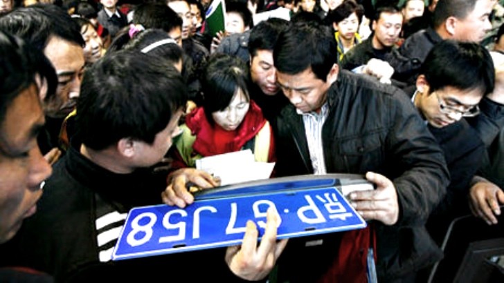 Rush to get number plates