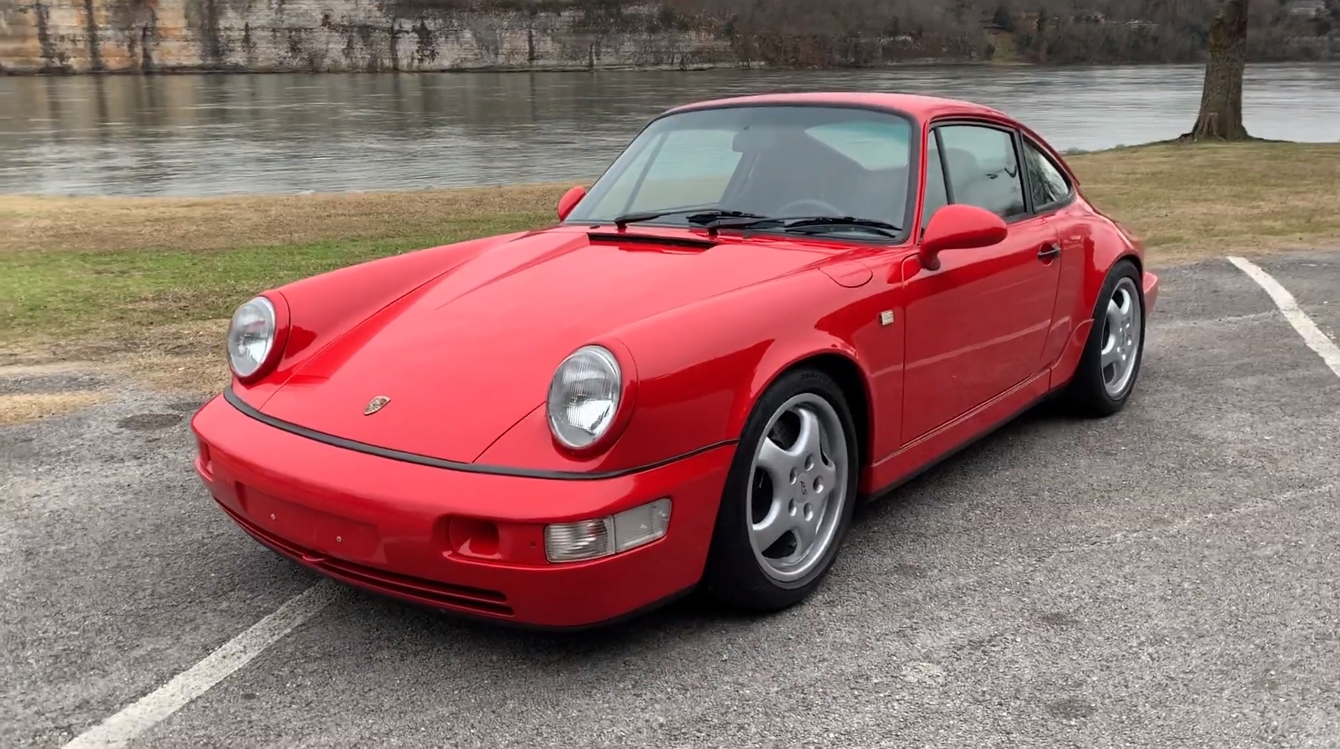 Guards Red 1992 Porsche 911 Carrera RS Lightweight Offered for Sale at  $247,964 - autoevolution
