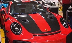 Guards Red 2018 Porsche 911 GT2 RS Being Built Is an Awesome Photo