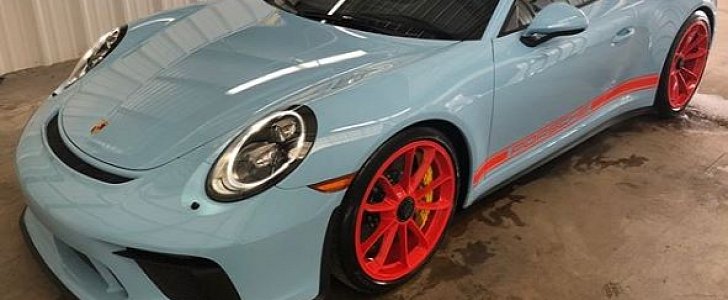 Gulf Blue 2018 Porsche 911 GT3 with Lava Orange Wheels