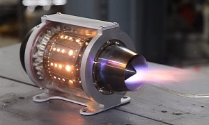 Guy Builds a See-Through Jet Engine Allowing Us to See How It Works