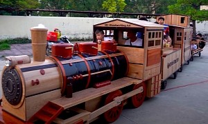 Guy Builds a Wooden Train in 56 Days, Takes His Family Out for a Joyride Through the City